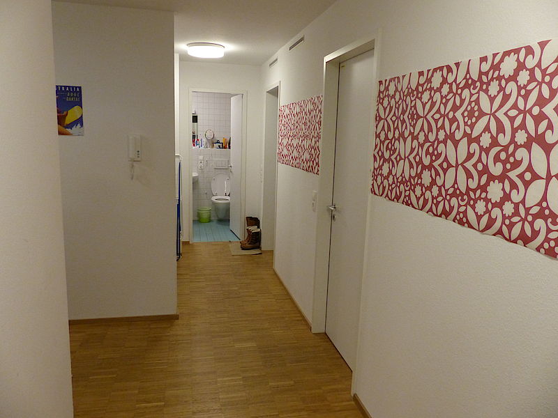 OIKOS 04 Apartment Hallway